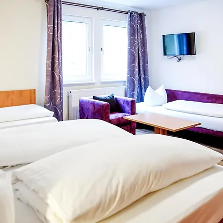 Smart 1 Bb1 200 Hotel *